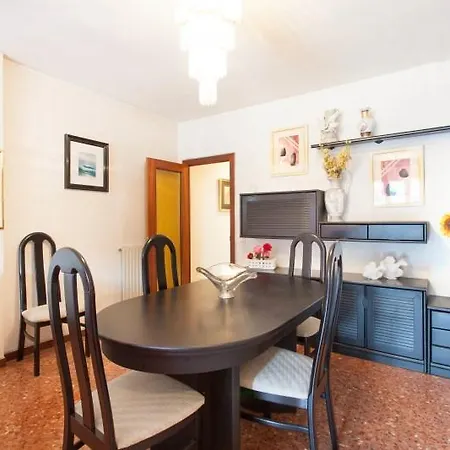 Mistral Rentcb 124 Apartment